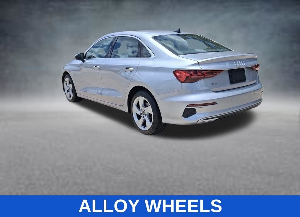 Used 2024  Audi 40 Premium image 3