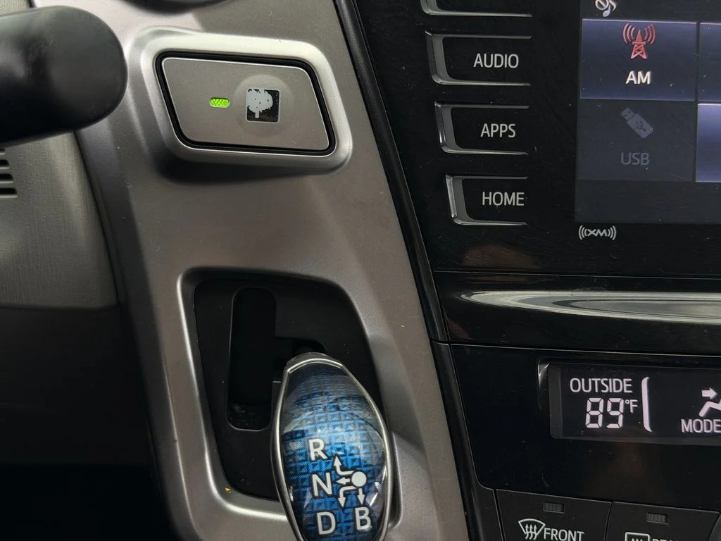 Used 2017 Gray Toyota Three image 20