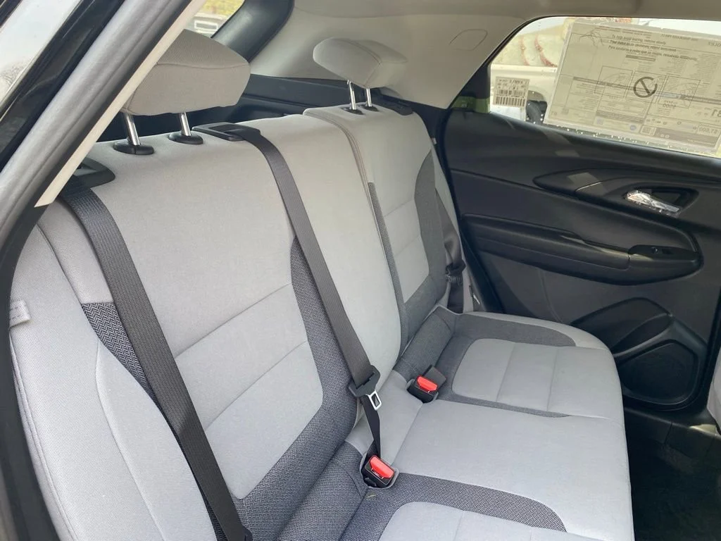 New 2026 Mosaic Black Metallic Chevrolet LT image 20