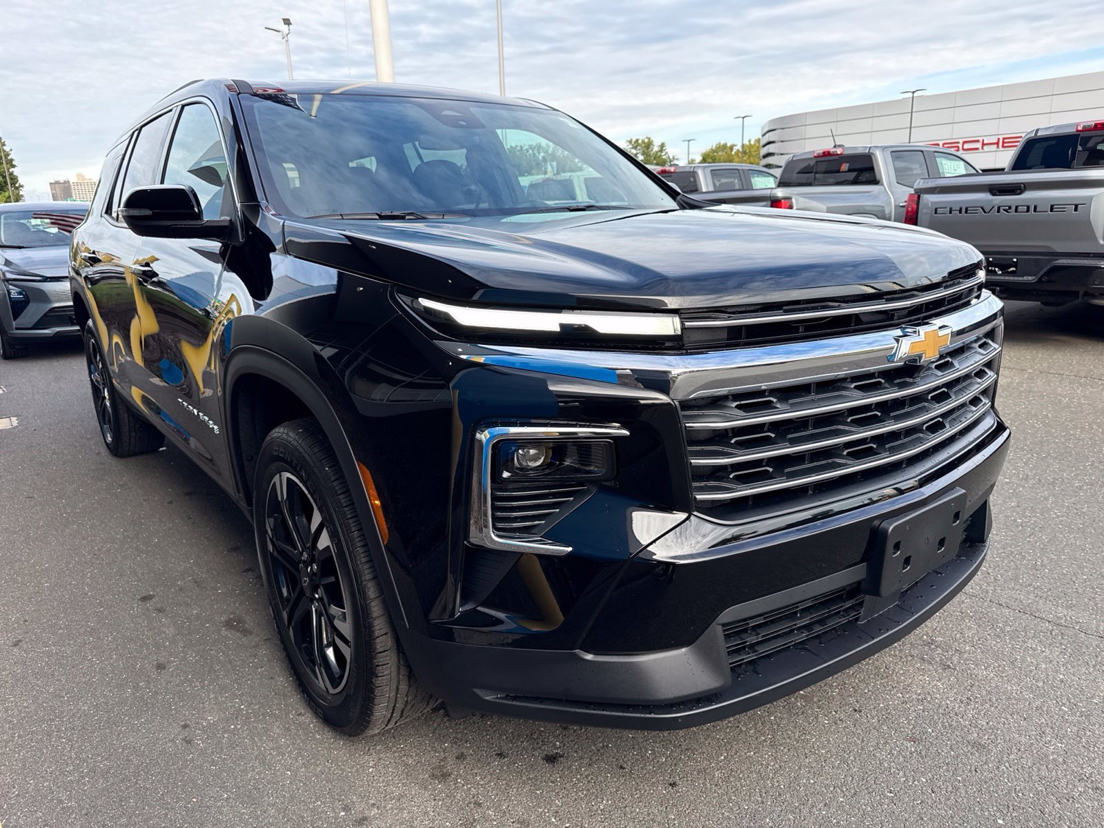 New 2027 Mosaic Black Metallic Chevrolet LT with Sun and Wheel Package image 4