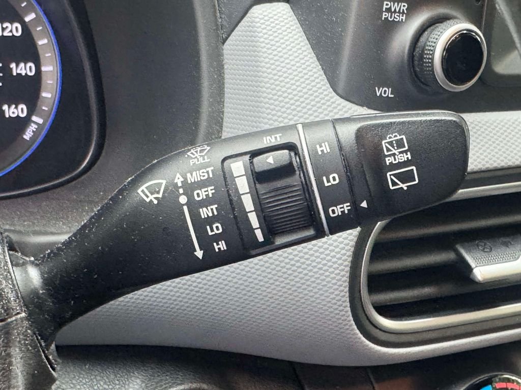 Used 2019 Red Hyundai SEL image 23