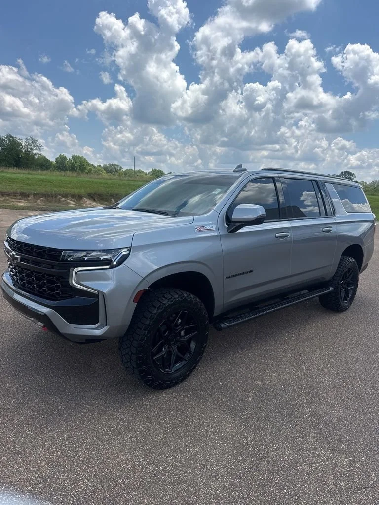 Used 2024 Sterling Gray Metallic Chevrolet Z71 image 24