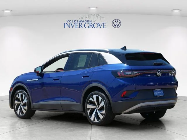 Certified Used 2021 Blue Volkswagen Pro S image 5