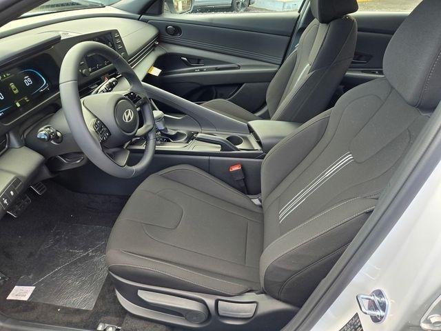 New 2026 White Hyundai SEL Sport image 15