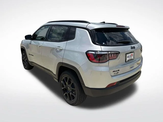 New 2026 Silver Jeep Latitude image 6