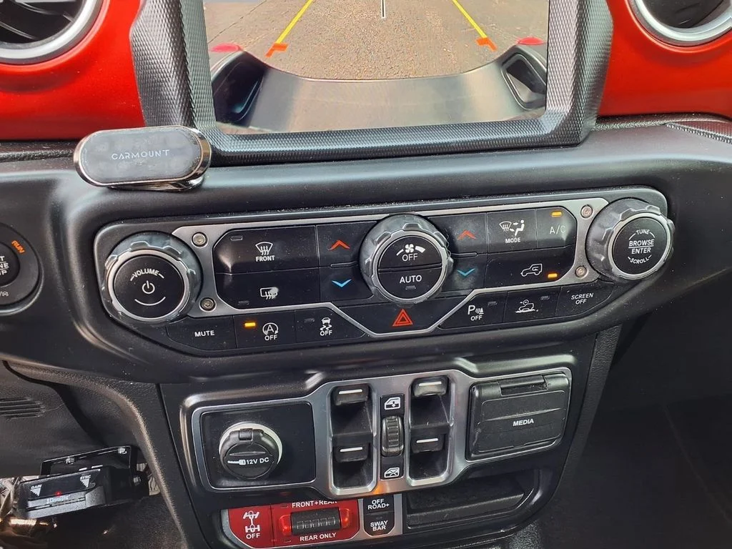 Certified Used 2020 Gray Jeep Rubicon image 8