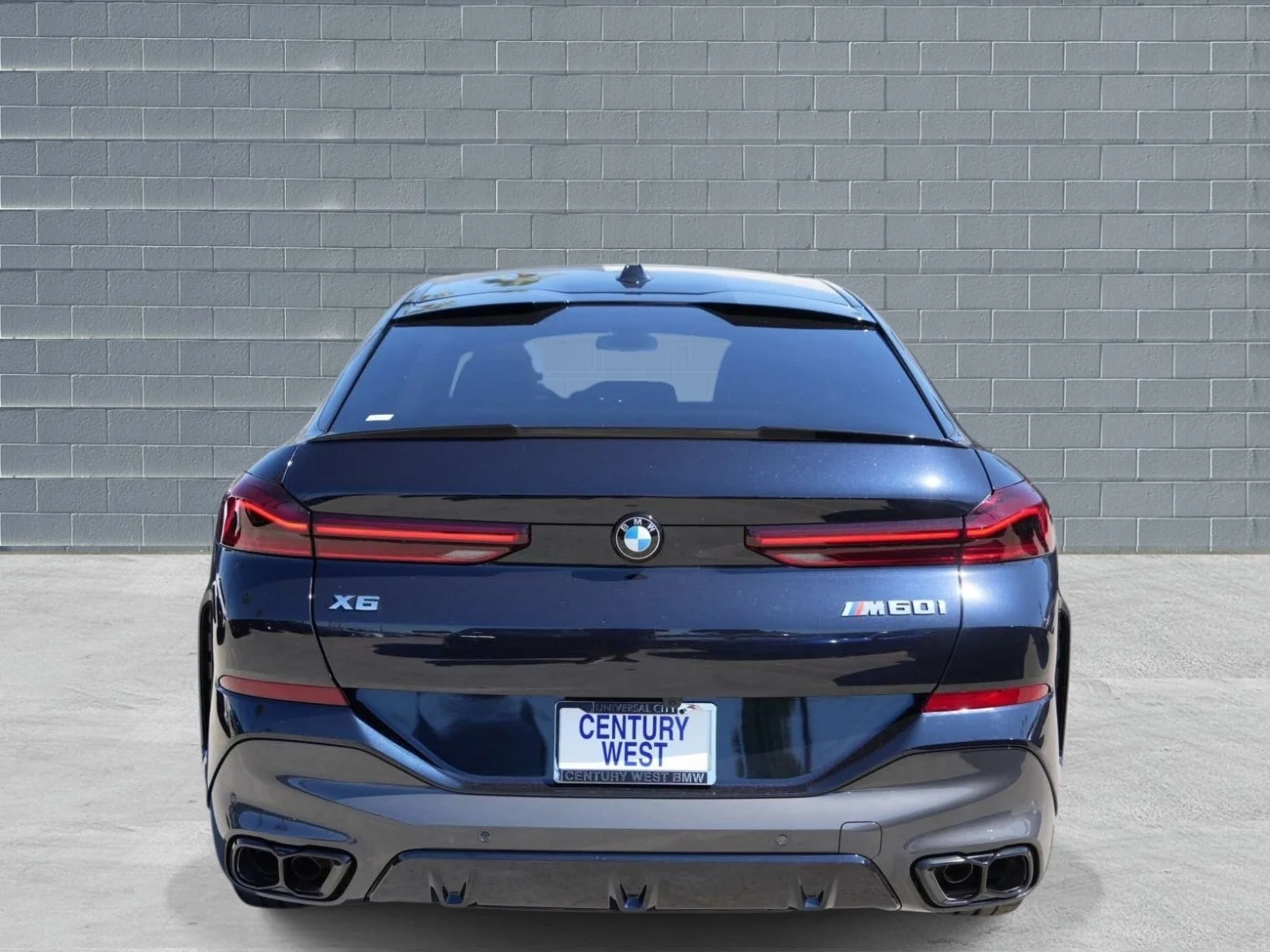 New 2027 Carbon Black Metallic BMW M60i image 4