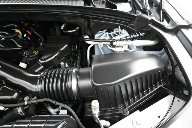 Used 2024 White Jeep Laredo X image 30