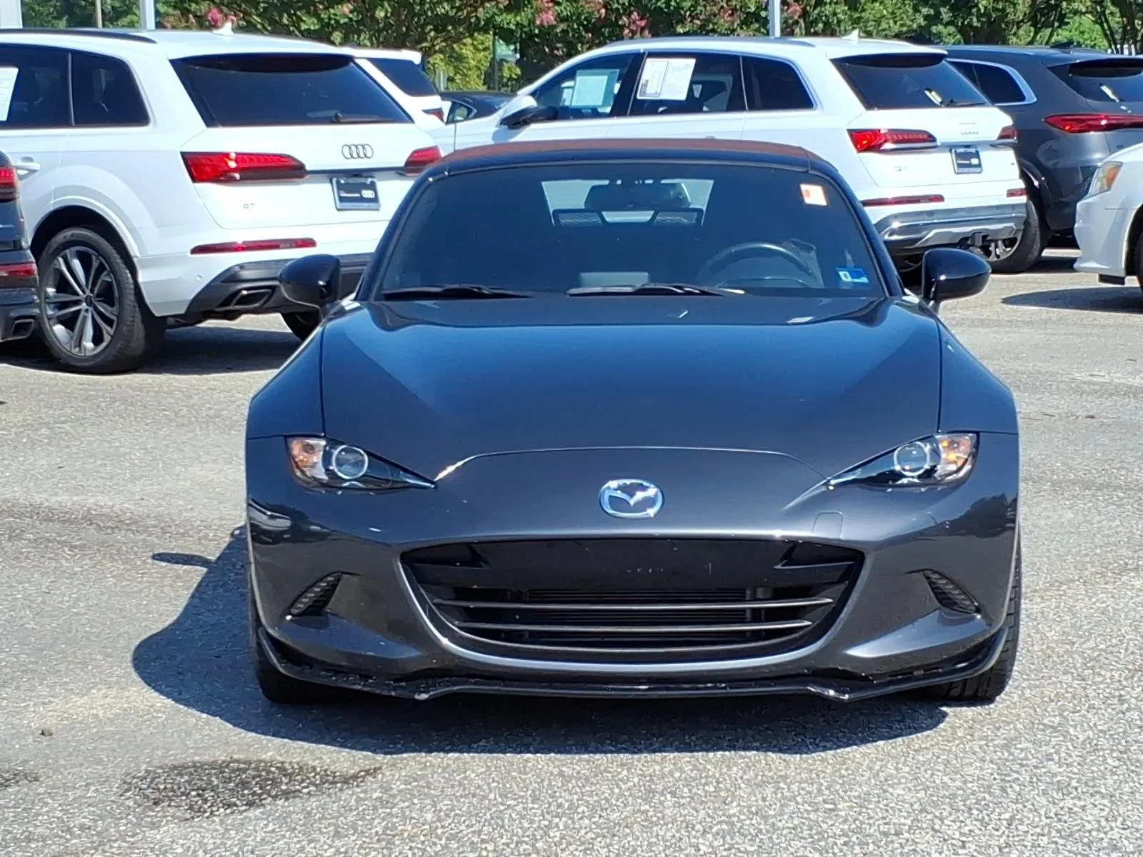 Used 2018 Machine Gray Mazda Club image 2