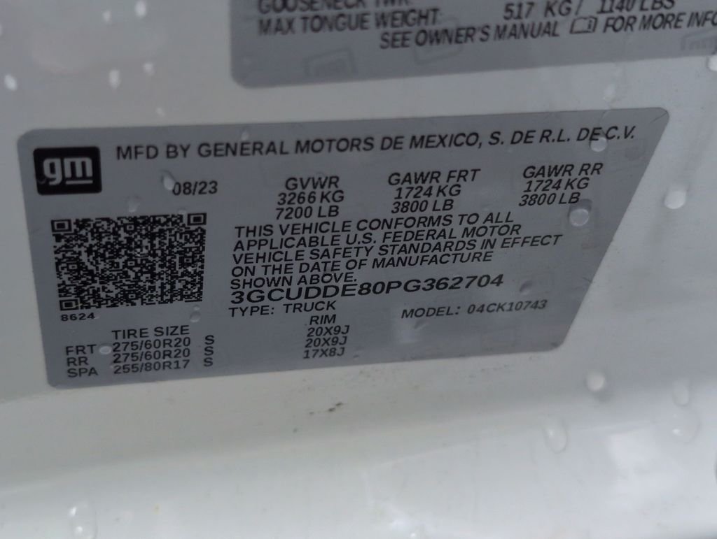 Used 2023 White Chevrolet LT image 29