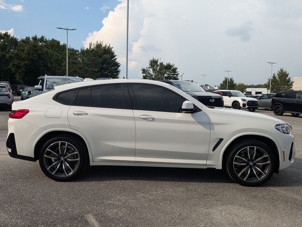 Used 2024 White BMW xDrive30i image 6