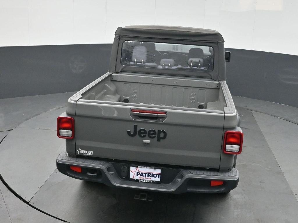2021 Jeep Gladiator Sport - Photo 28