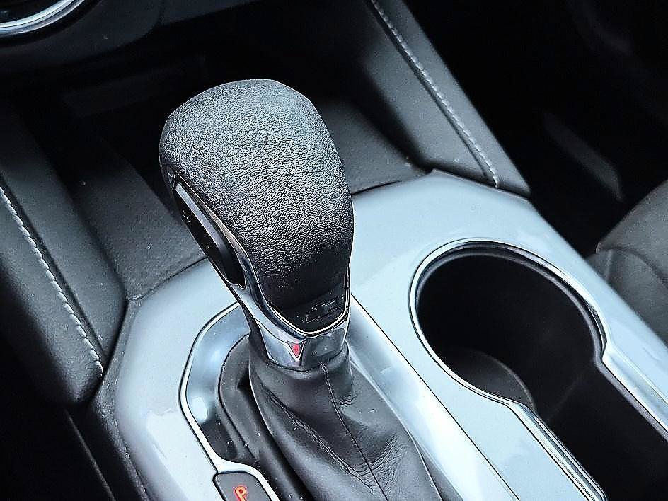 Used 2024 Sterling Gray Metallic Chevrolet LT image 24