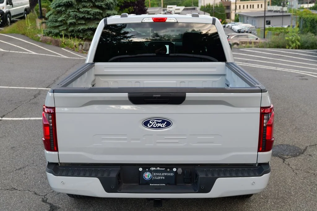 Used 2024 Avalanche Ford STX image 7
