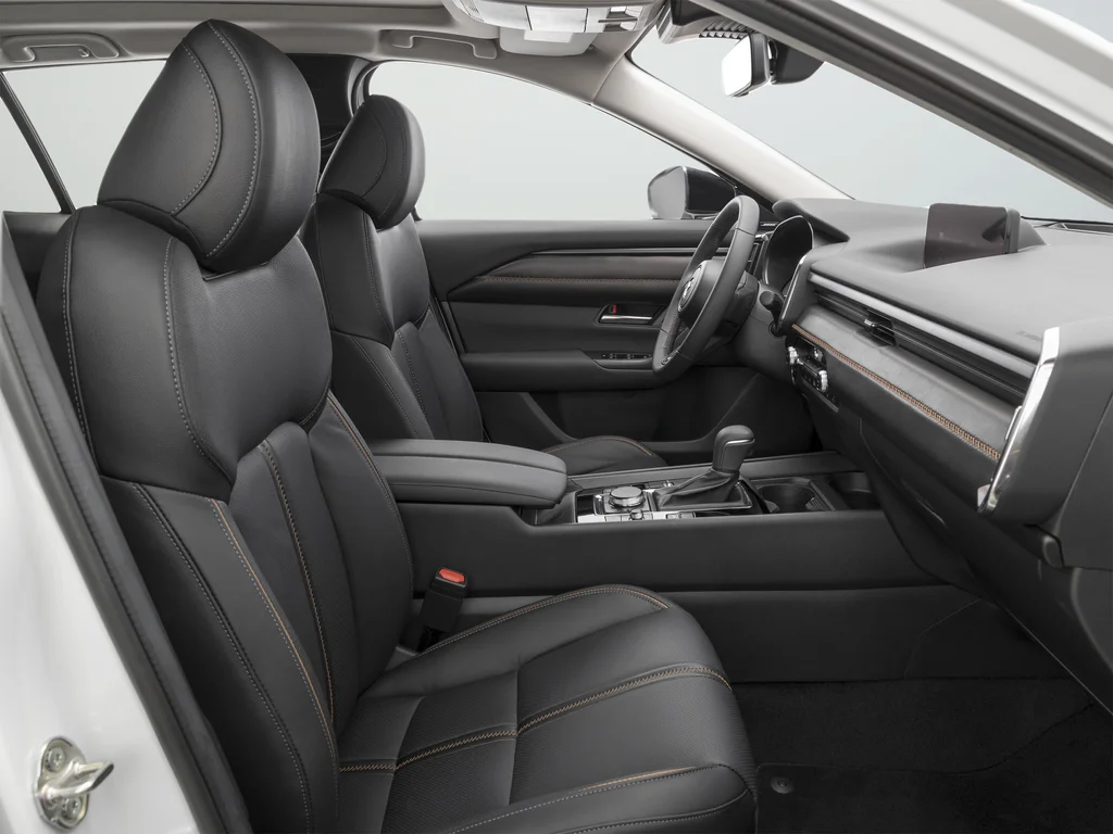 Used 2025 Gray Mazda Premium Plus image 27