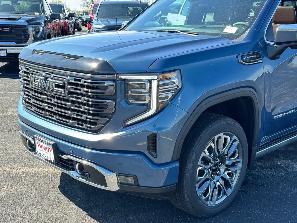 New 2026 DOWNPOUR METALLIC GMC Denali Ultimate image 13