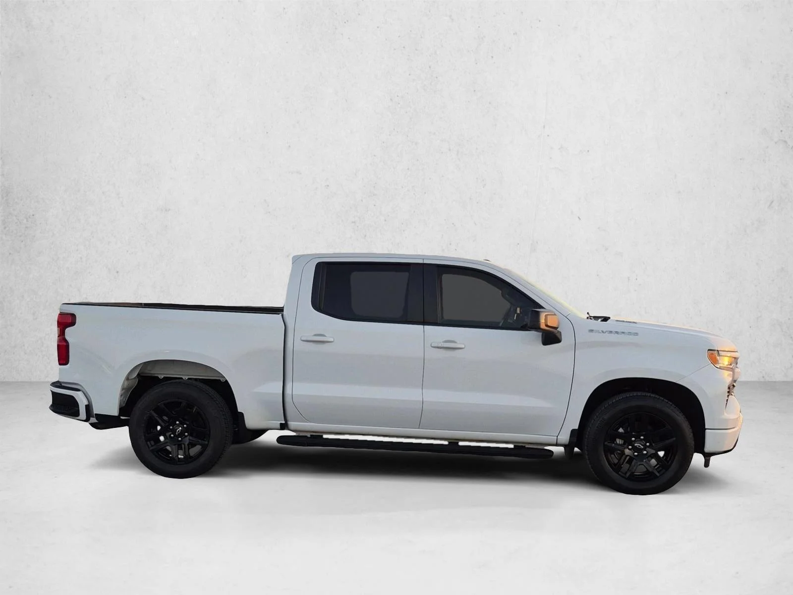 Used 2023 Summit White Chevrolet RST image 4