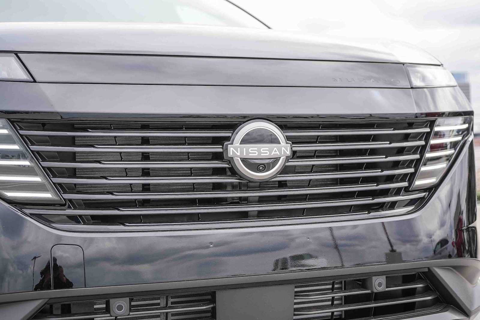 New 2026 Super Black Nissan SL image 5