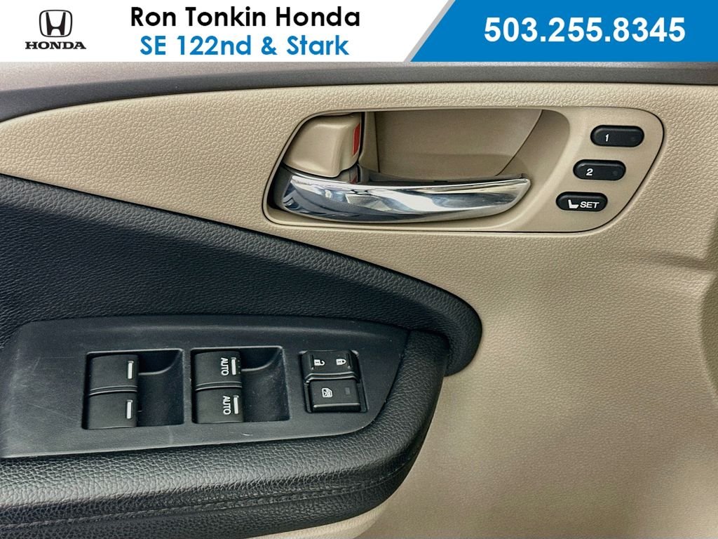 Used 2020 Platinum White Pearl Honda EX-L image 19