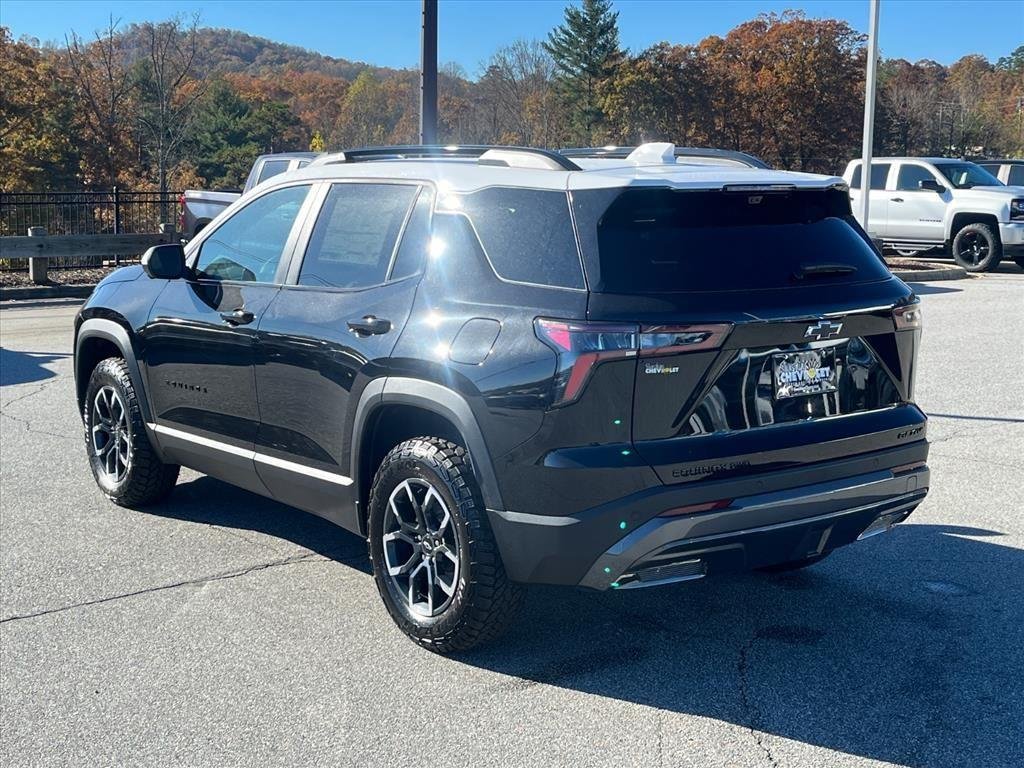 New 2026 Mosaic Black Metallic Chevrolet ACTIV image 3