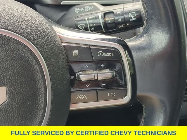 Used 2023 Silver Kia S image 29
