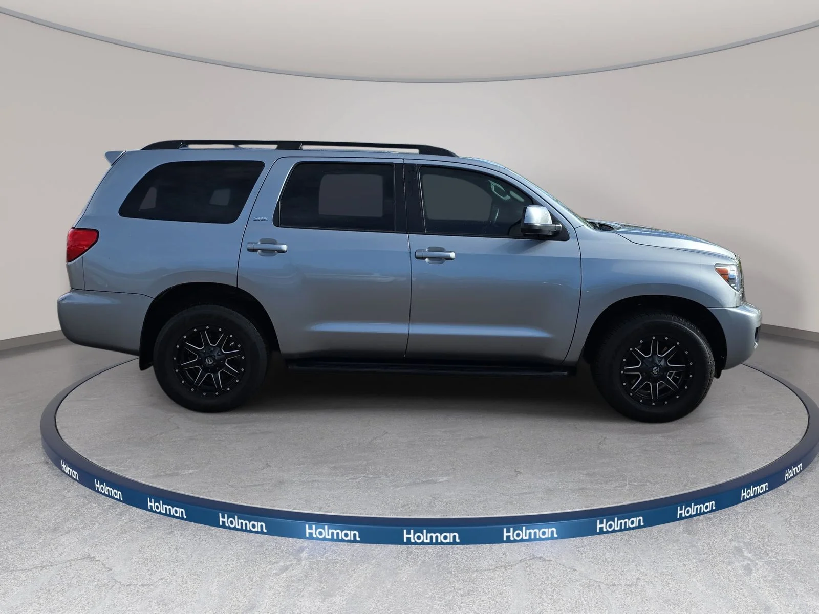 Used 2017 Silver Sky Metallic Toyota SR5 image 5