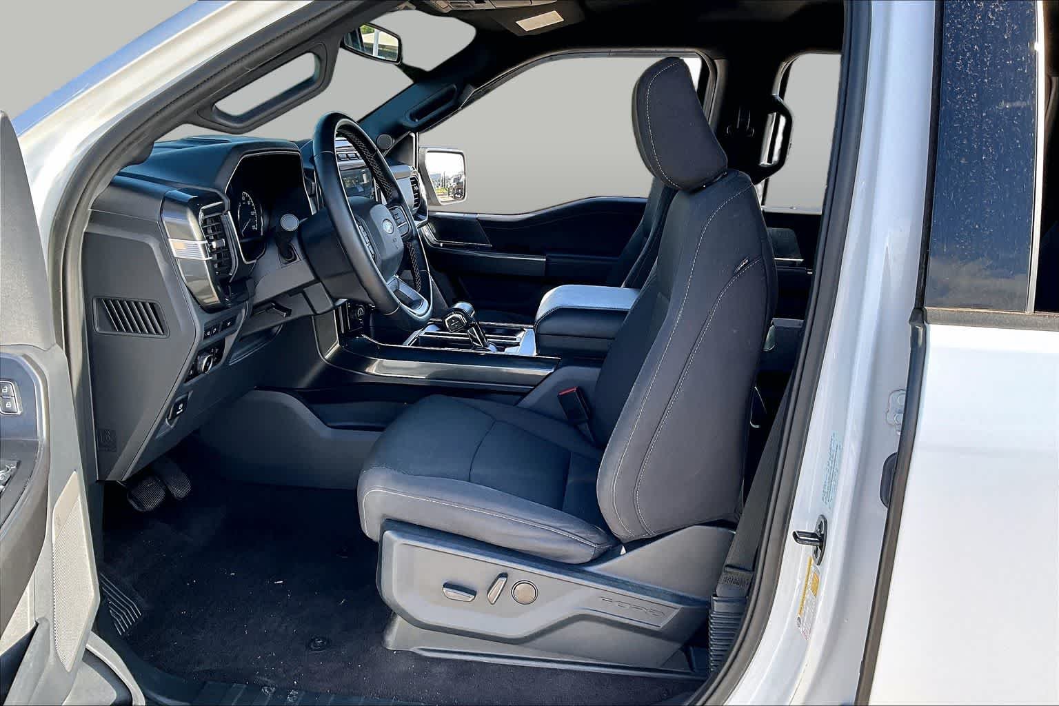 2023 Ford F-150 XLT - Photo 8