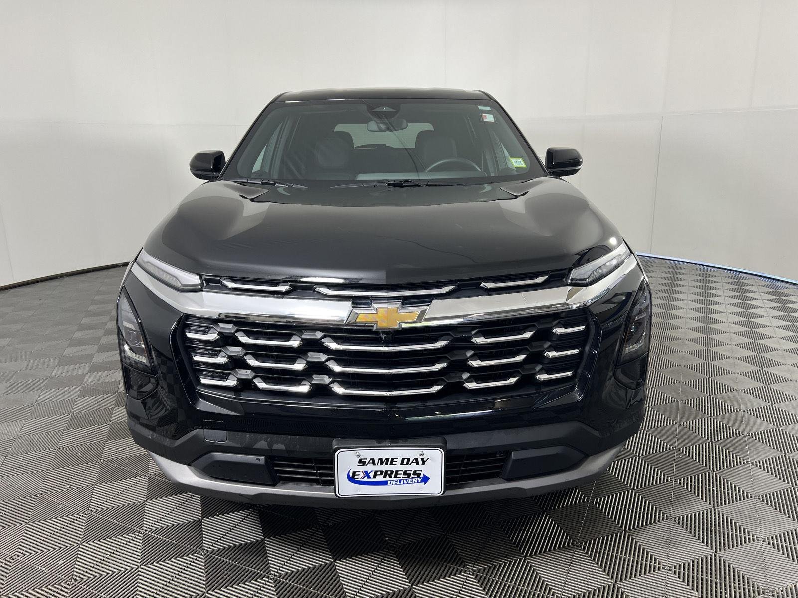 Used 2026 Mosaic Black Metallic Chevrolet AWD LT image 8