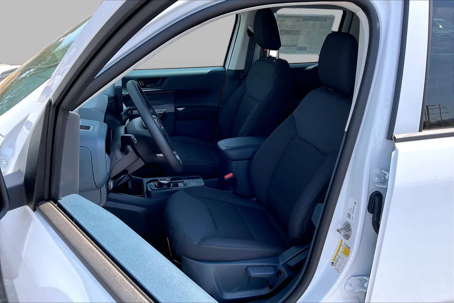 New 2026 Oxford White Ford XL image 9