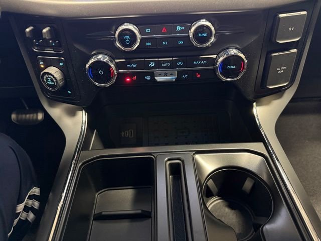 New 2026 Agate Black Metallic Ford XLT image 34