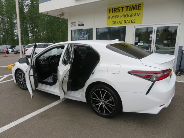 Used 2021 Super White Toyota SE image 16