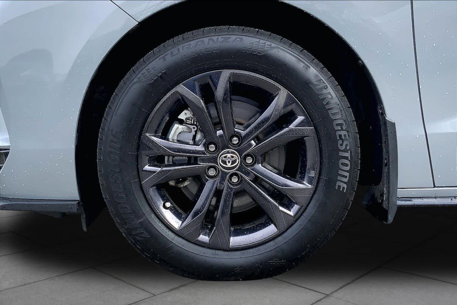 Used 2025 Cement Toyota XSE image 11