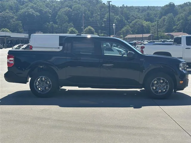 New 2026 Shadow Black Ford XLT image 22
