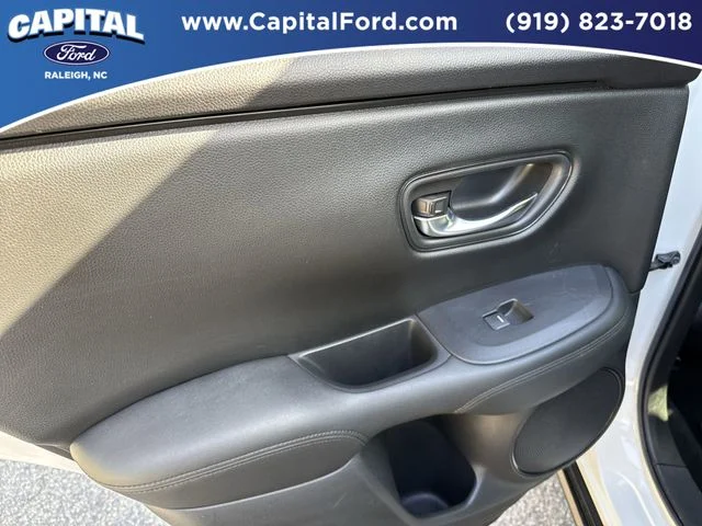 Used 2023 White Honda LX image 17