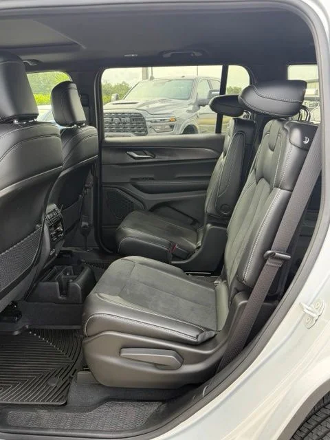 Used 2025 Silver Jeep Altitude X image 4