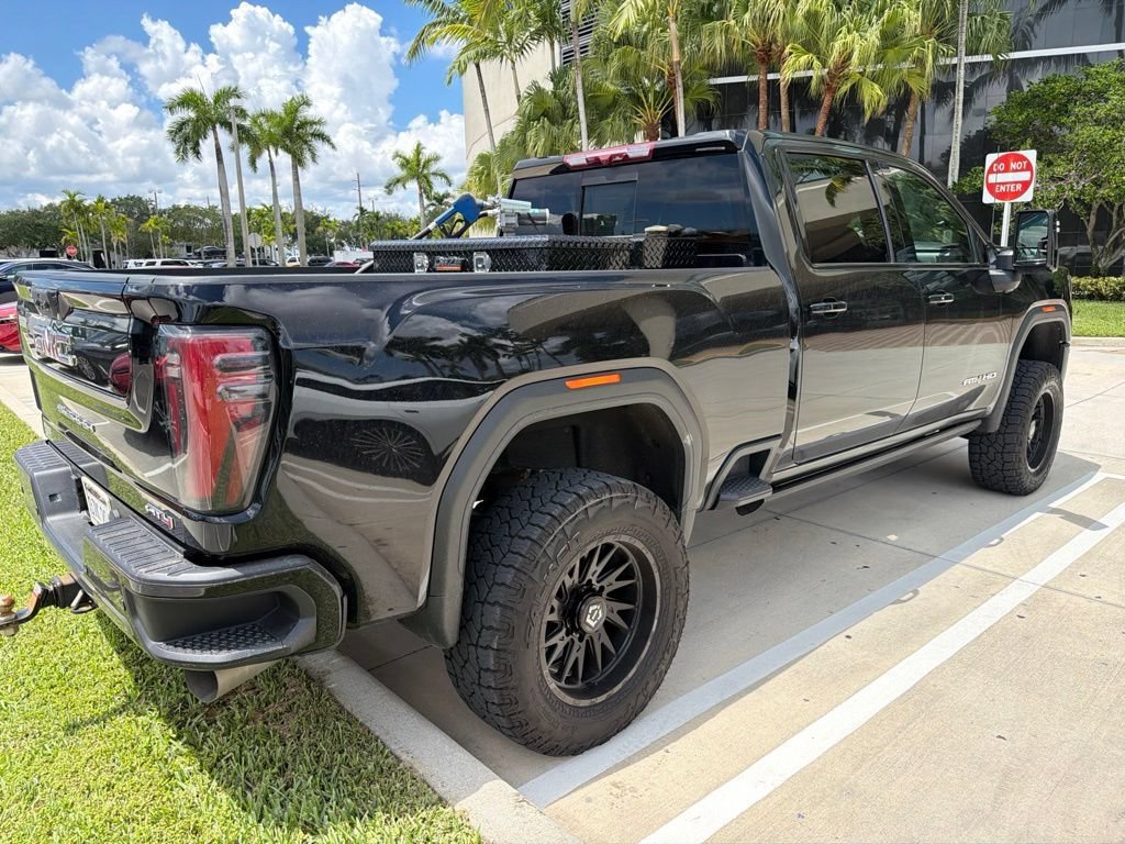 Used 2024 Onyx Black GMC AT4 image 11