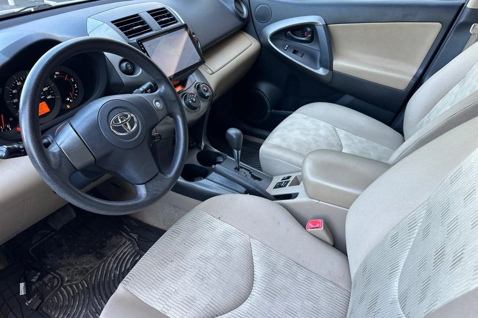 Used 2011 Pacific Blue Metallic Toyota Base image 10