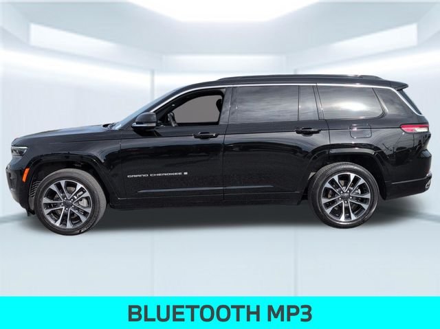 Used 2025 Black Jeep Overland image 2