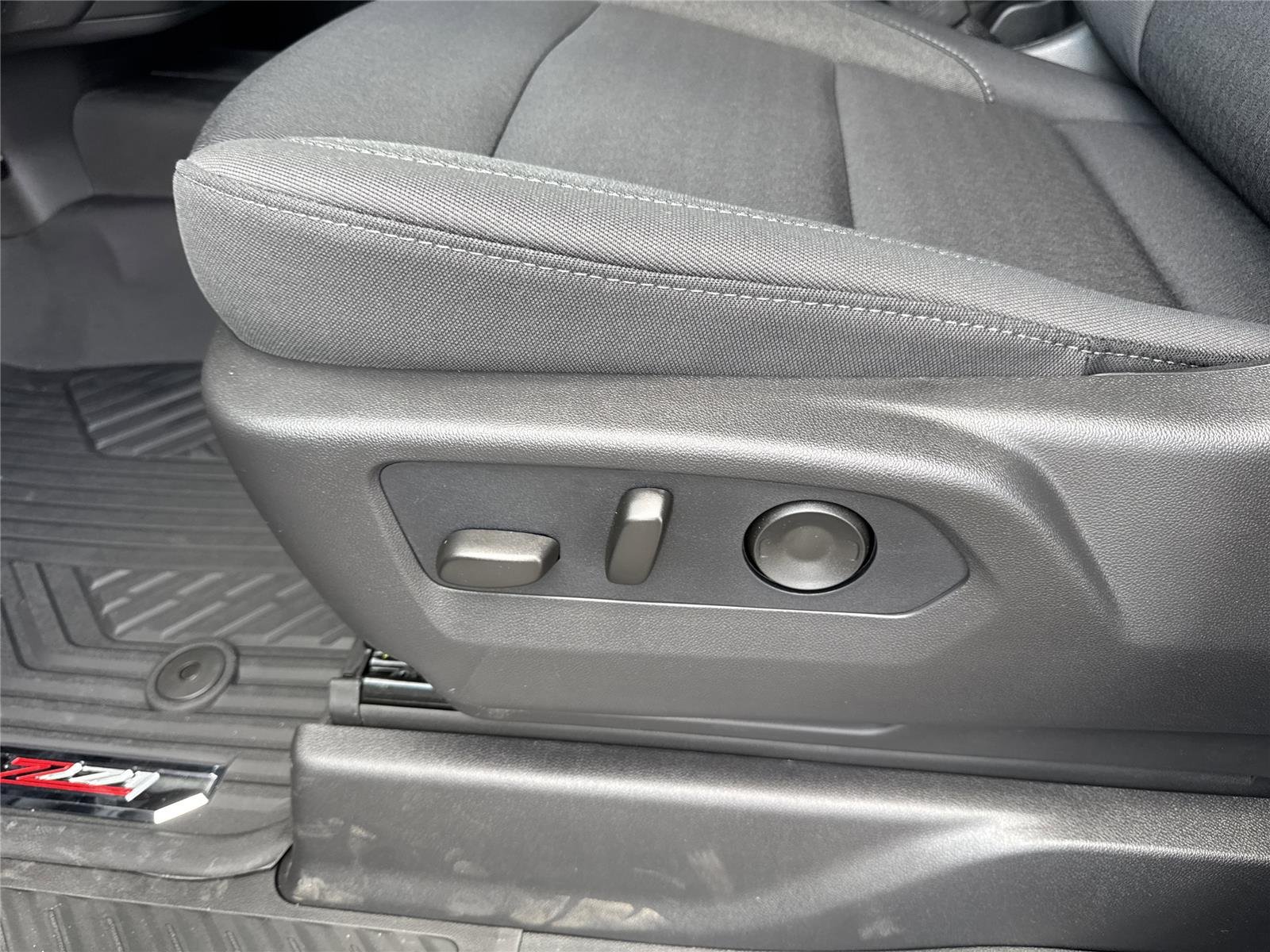 New 2026 Sterling Gray Metallic Chevrolet Custom Trail Boss image 36