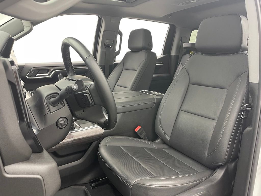Used 2024 Summit White Chevrolet LTZ image 19