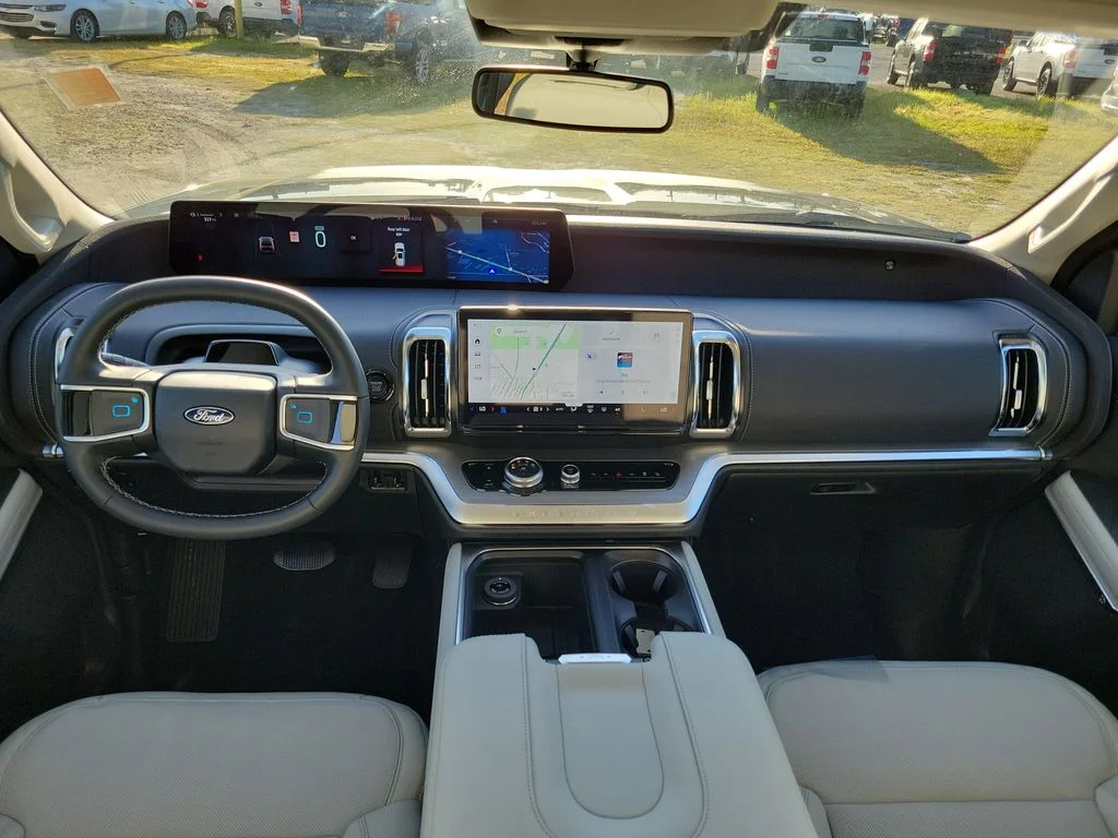 New 2026 Dark Matter Gray Metallic Ford MAX Platinum® image 22