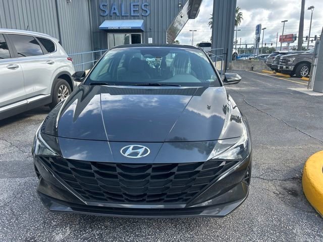 Used 2022 Portofino Gray Hyundai SEL image 3