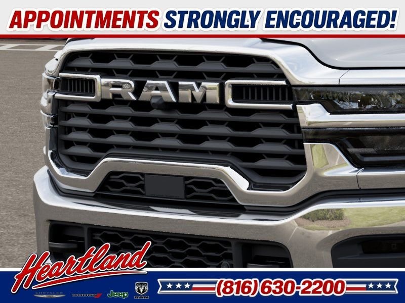 New 2026 Bright White Clear-Coat Exterior Paint RAM Tradesman image 11