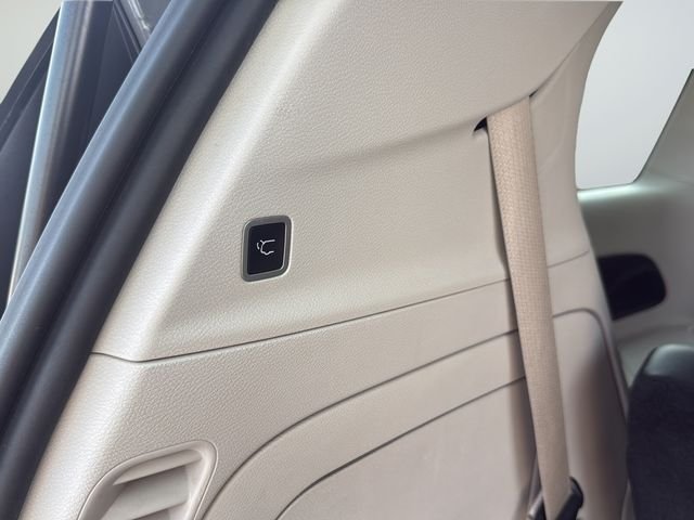 Used 2023 White Chrysler Touring L image 29
