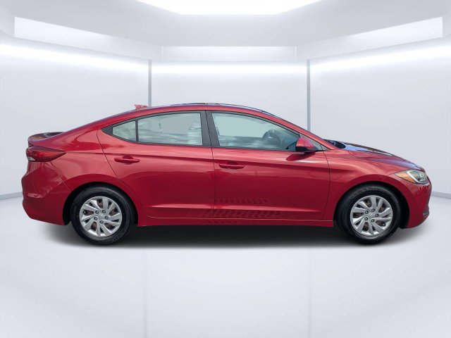 Used 2017 Scarlet Red Hyundai SE image 2