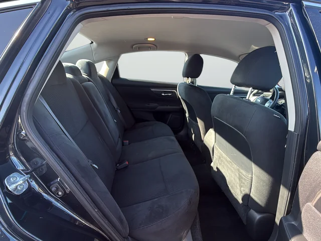 Used 2015 Blue Nissan 2.5 S image 25