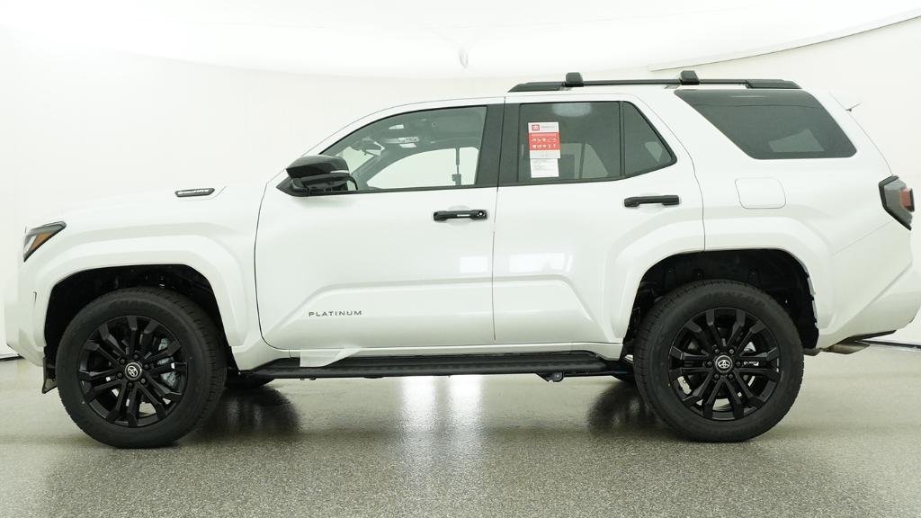 New 2026 Wind Chill Pearl Toyota Platinum image 17