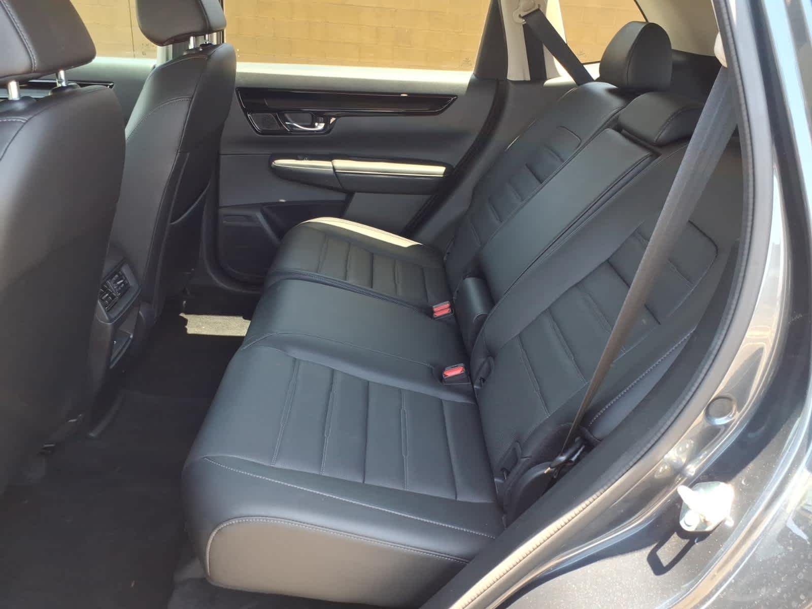 Used 2025 Meteorite Gray Metallic Honda EX-L image 27