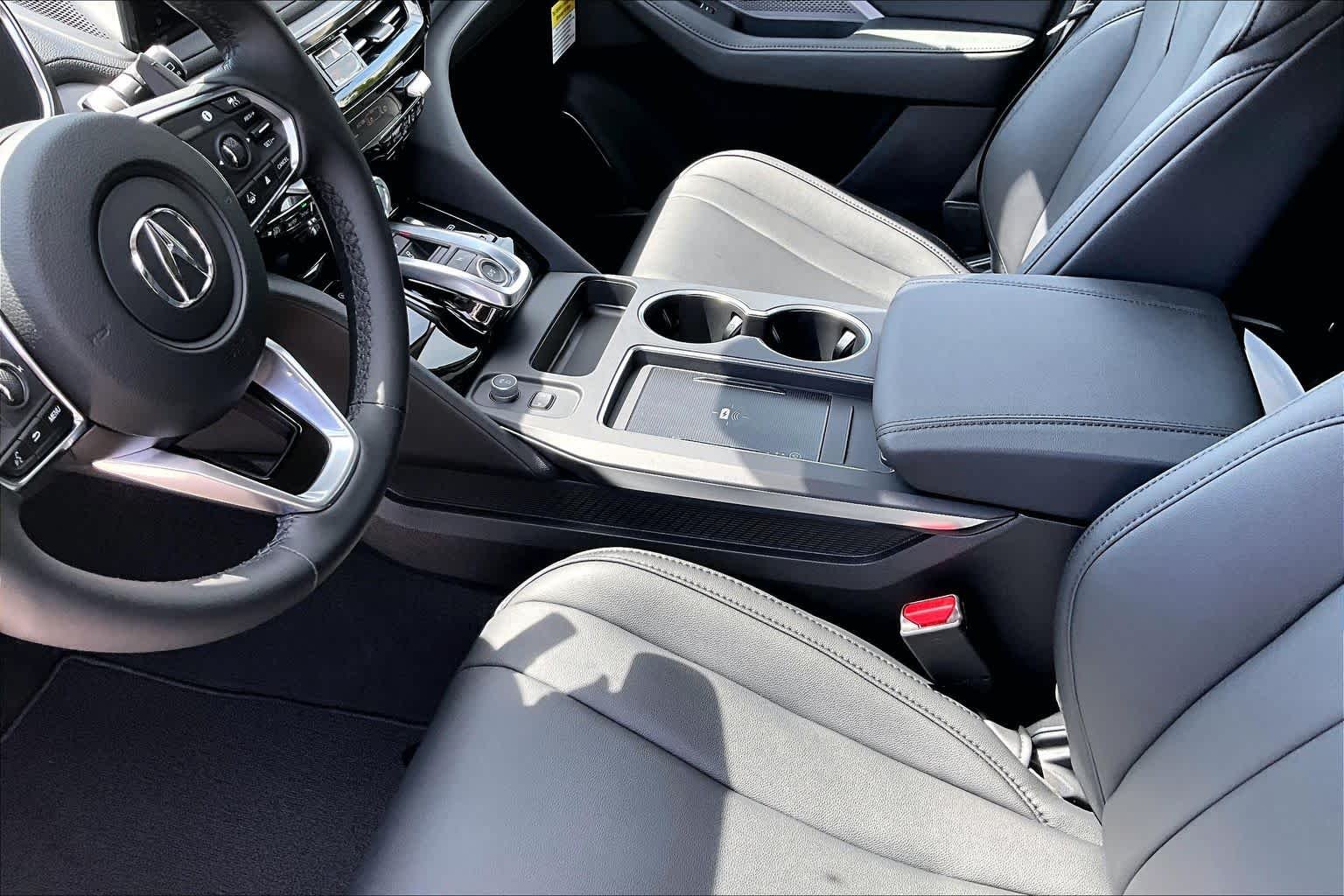 New 2026 Solar Silver Metallic Acura  image 7
