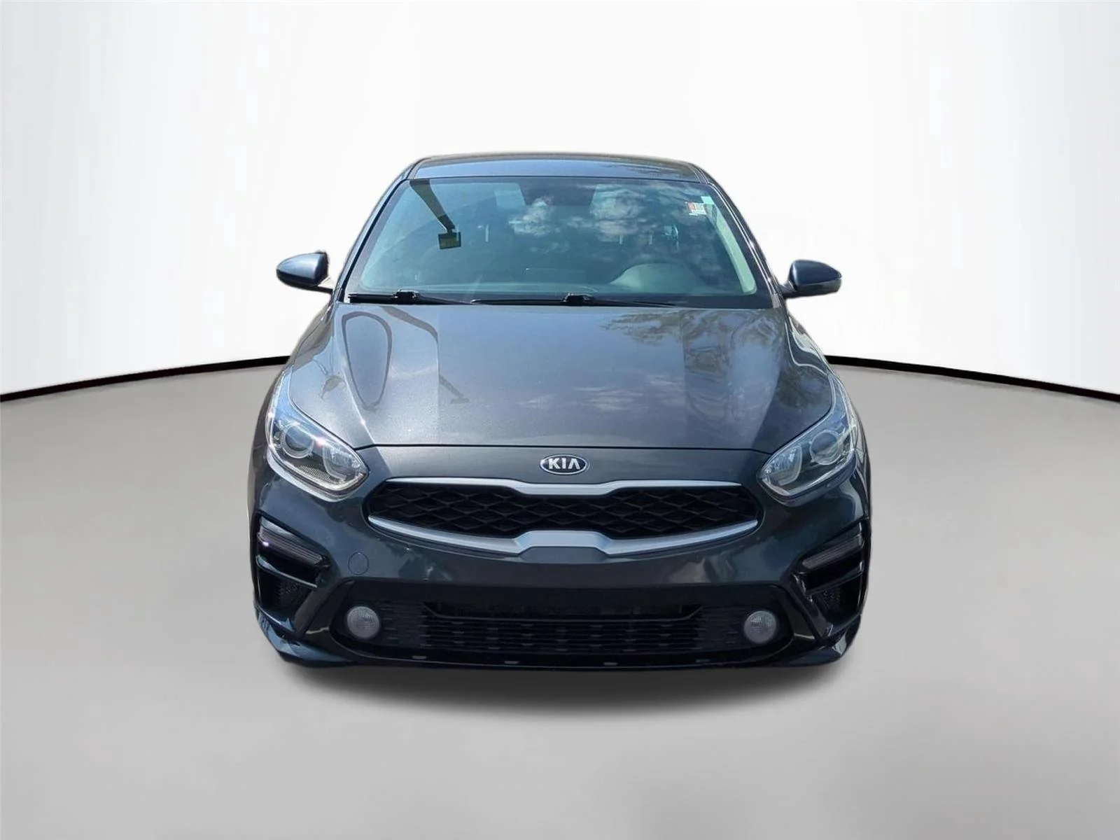 Used 2020 Gravity Grey Kia LXS image 2